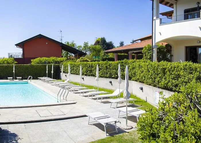 Residenza La Corte Visconti - Deluxe Flat With Pool&patio *