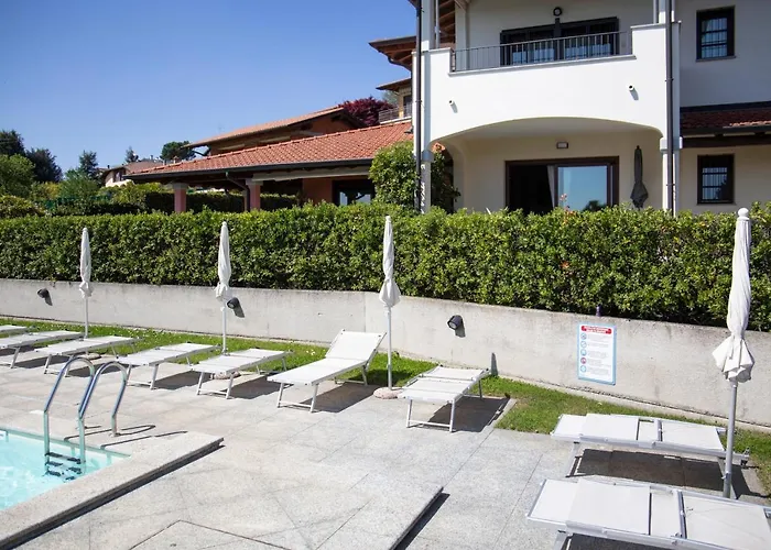 Residenza La Corte Visconti - Deluxe Flat With Pool&patio *